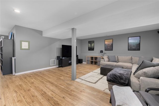 17 Plant Street, Cumberland, RI 02864