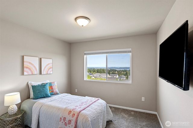 1379 Baker Heights Loop, Bremerton, WA 98312