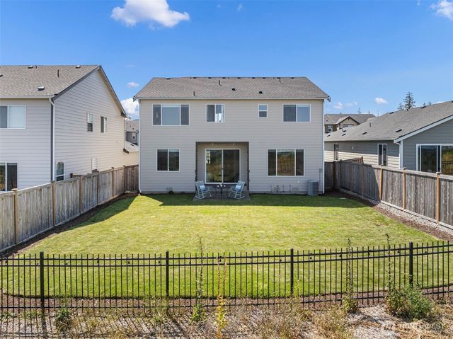 1379 Baker Heights Loop, Bremerton, WA 98312