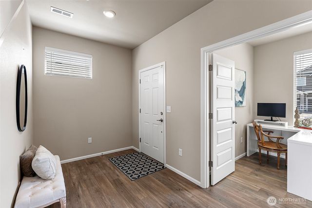 1379 Baker Heights Loop, Bremerton, WA 98312