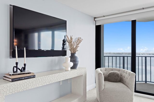 3301 BAYSHORE BOULEVARD 2207B, Tampa, FL 33629