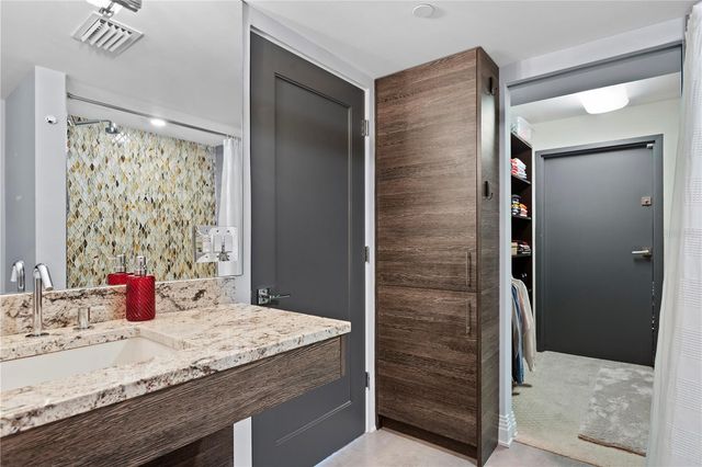 3301 BAYSHORE BOULEVARD 2207B, Tampa, FL 33629