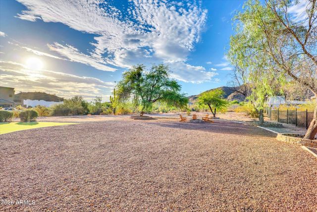 8746 E RUSSELL Street, Mesa, AZ 85207