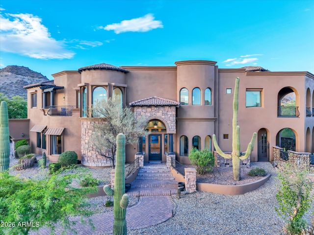 8746 E RUSSELL Street, Mesa, AZ 85207