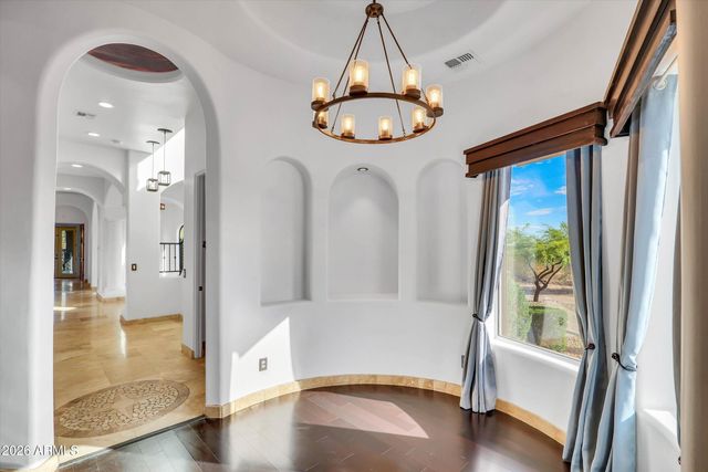 8746 E RUSSELL Street, Mesa, AZ 85207