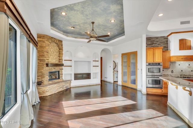 8746 E RUSSELL Street, Mesa, AZ 85207