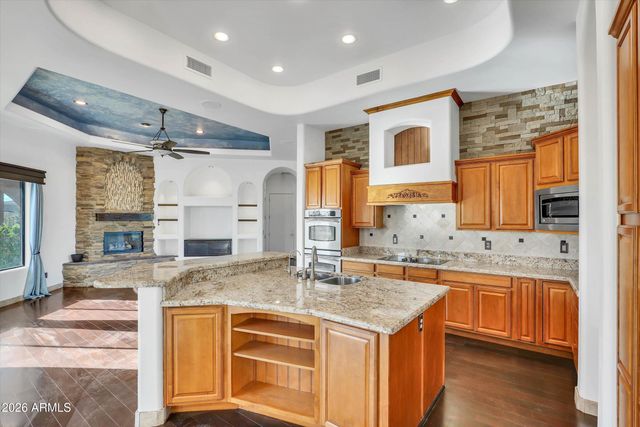 8746 E RUSSELL Street, Mesa, AZ 85207