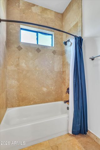 8746 E RUSSELL Street, Mesa, AZ 85207