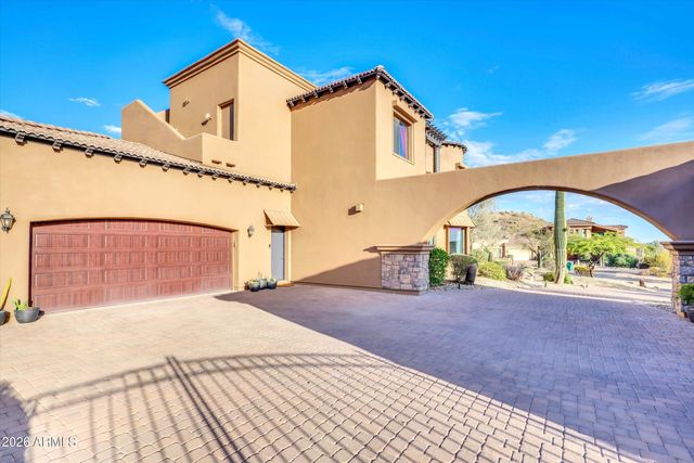 8746 E RUSSELL Street, Mesa, AZ 85207