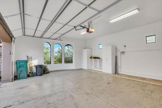8746 E RUSSELL Street, Mesa, AZ 85207