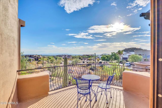 8746 E RUSSELL Street, Mesa, AZ 85207