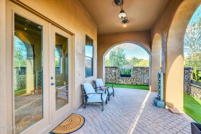 8746 E RUSSELL Street, Mesa, AZ 85207