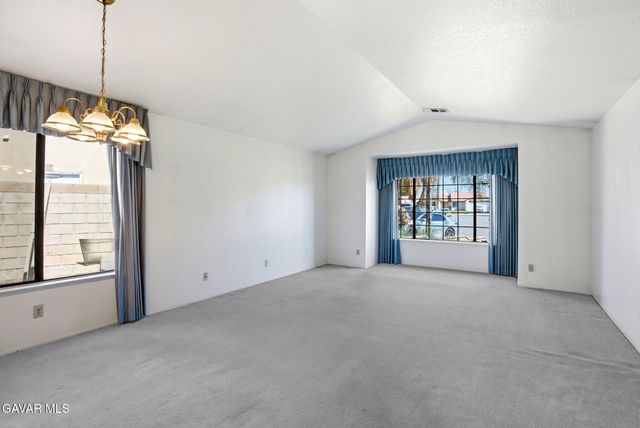 4722 Pacifica Avenue, Palmdale, CA 93552