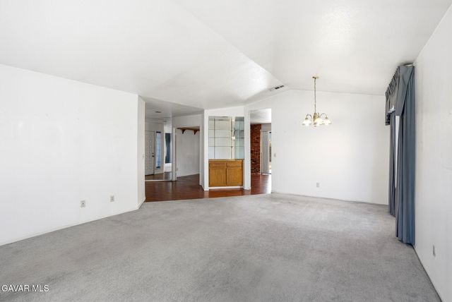 4722 Pacifica Avenue, Palmdale, CA 93552