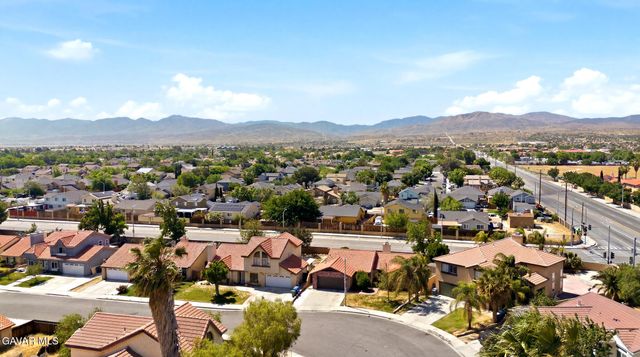 4722 Pacifica Avenue, Palmdale, CA 93552