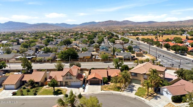 4722 Pacifica Avenue, Palmdale, CA 93552