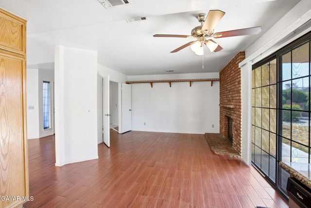 4722 Pacifica Avenue, Palmdale, CA 93552