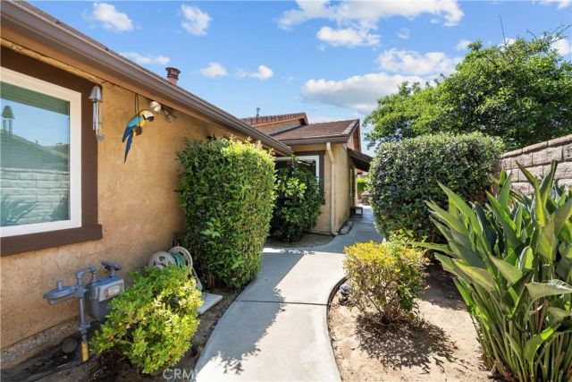 25556 Alicante Drive, Valencia, CA 91355