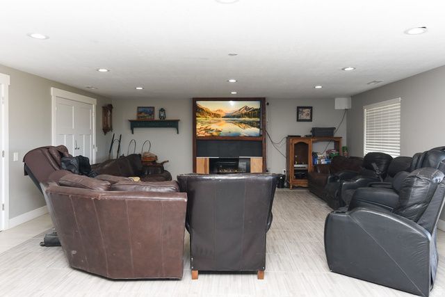 270 N CHIEKEZIE LN, Grantsville, UT 84029