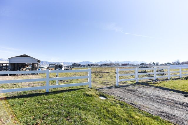 270 N CHIEKEZIE LN, Grantsville, UT 84029