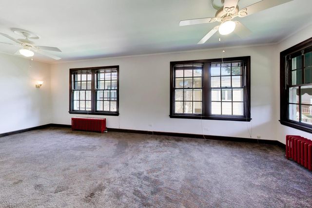 6933 N Oriole Avenue, Chicago, IL 60631