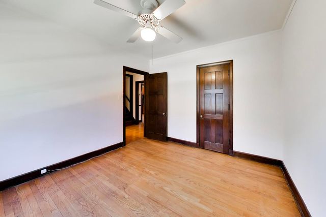 6933 N Oriole Avenue, Chicago, IL 60631