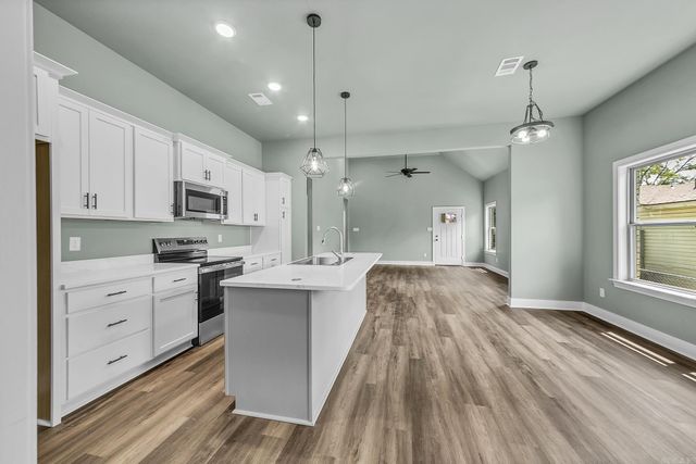 406 N 3rd Street, Cabot, AR 72023