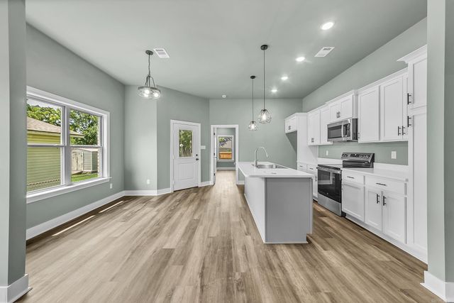 406 N 3rd Street, Cabot, AR 72023