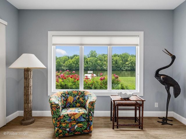 335 Edgewater Drive, Morris, IL 60450