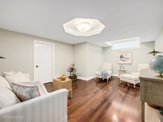 335 Edgewater Drive, Morris, IL 60450