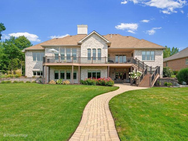 335 Edgewater Drive, Morris, IL 60450