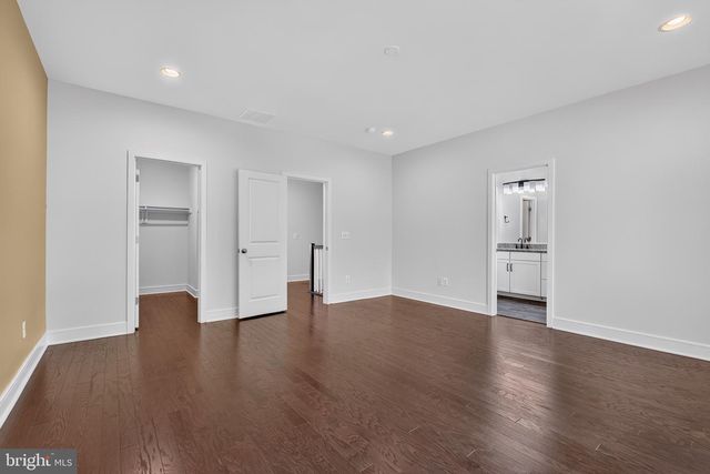 42244 GRAVES MOUNTAIN TER, Chantilly, VA 20152