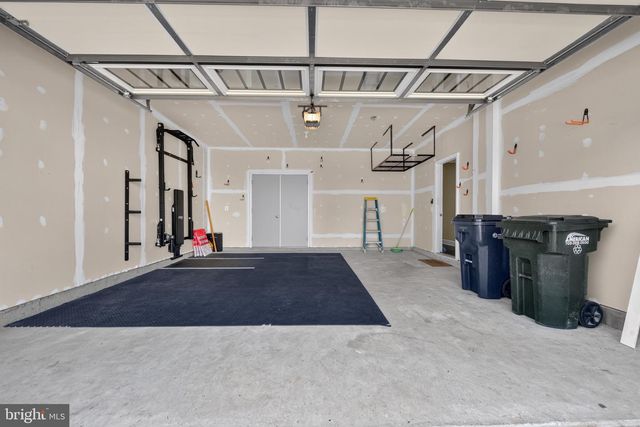42244 GRAVES MOUNTAIN TER, Chantilly, VA 20152