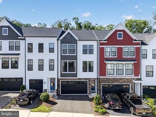 42244 GRAVES MOUNTAIN TER, Chantilly, VA 20152