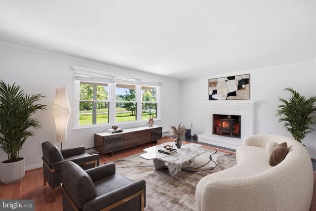 7238 GREENWICH RD, Nokesville, VA 20181