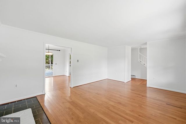 7238 GREENWICH RD, Nokesville, VA 20181
