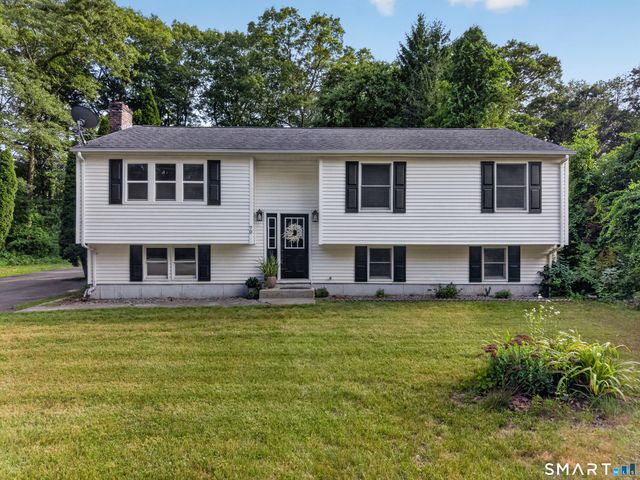 70 Lisbon Heights, Lisbon, CT 06351