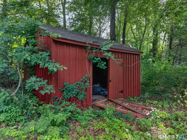 70 Lisbon Heights, Lisbon, CT 06351