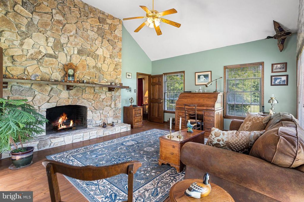 75 EAYRESTOWN RD, Medford, NJ 08055