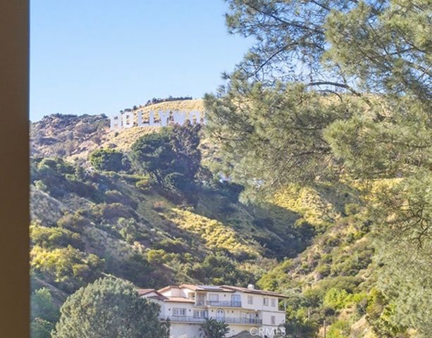 3111 Hollyridge Drive, Los Angeles, CA 90068
