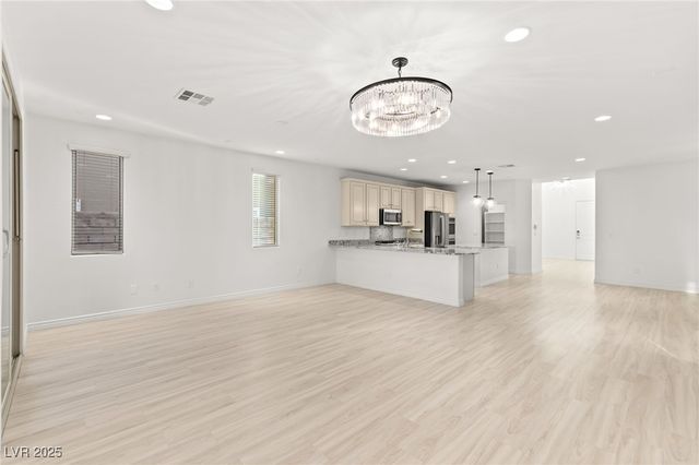 740 Catalina Aisle Street, Las Vegas, NV 89138