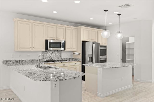 740 Catalina Aisle Street, Las Vegas, NV 89138