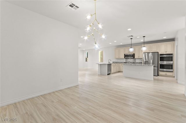 740 Catalina Aisle Street, Las Vegas, NV 89138