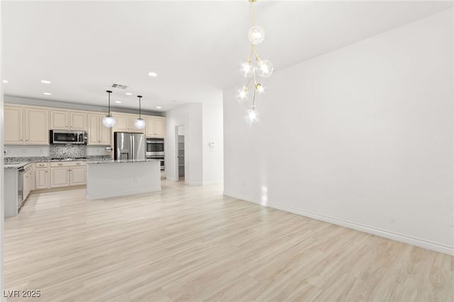 740 Catalina Aisle Street, Las Vegas, NV 89138