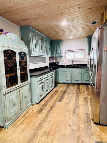 15397 Rogers Rd, St Francisville, LA 70775
