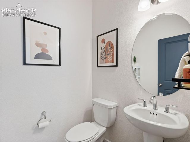 84 Mayflower Park Place, Colorado Springs, CO 80905