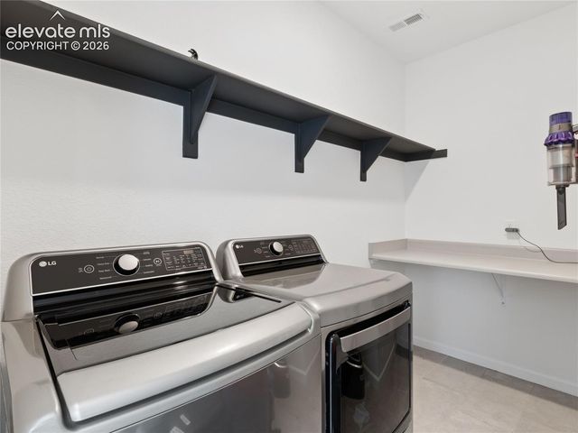 84 Mayflower Park Place, Colorado Springs, CO 80905