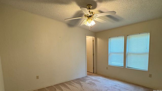 264 County Road 5633, Castroville, TX 78009