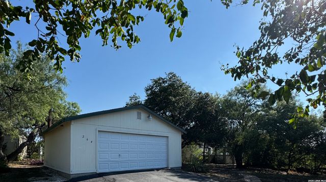 264 County Road 5633, Castroville, TX 78009