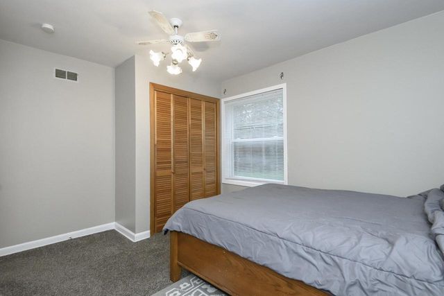 3260 S 124th STREET, West Allis, WI 53227